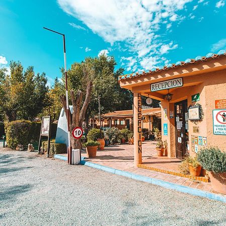 Otura Camping & Bungalows Suspiro Del Moro المظهر الخارجي الصورة