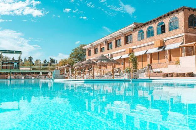 Otura Camping & Bungalows Suspiro Del Moro المظهر الخارجي الصورة