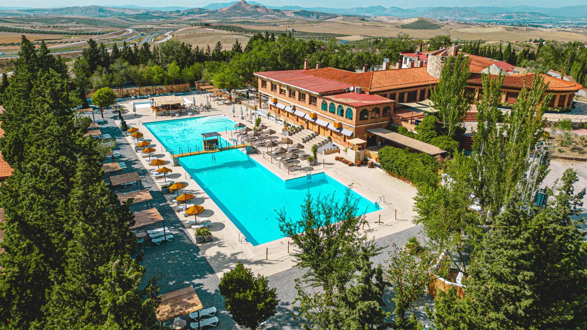 Otura Camping & Bungalows Suspiro Del Moro المظهر الخارجي الصورة