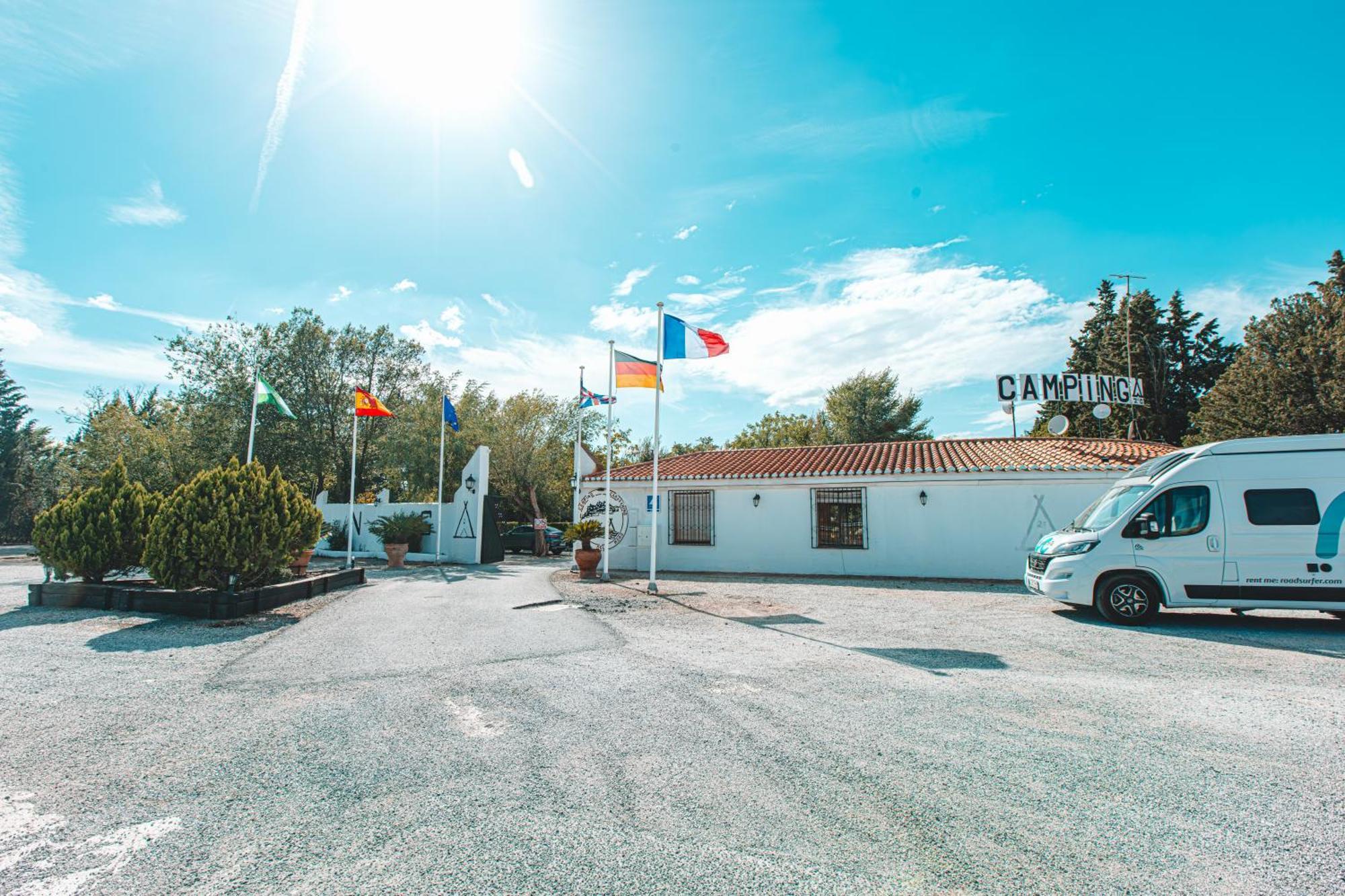 Otura Camping & Bungalows Suspiro Del Moro المظهر الخارجي الصورة